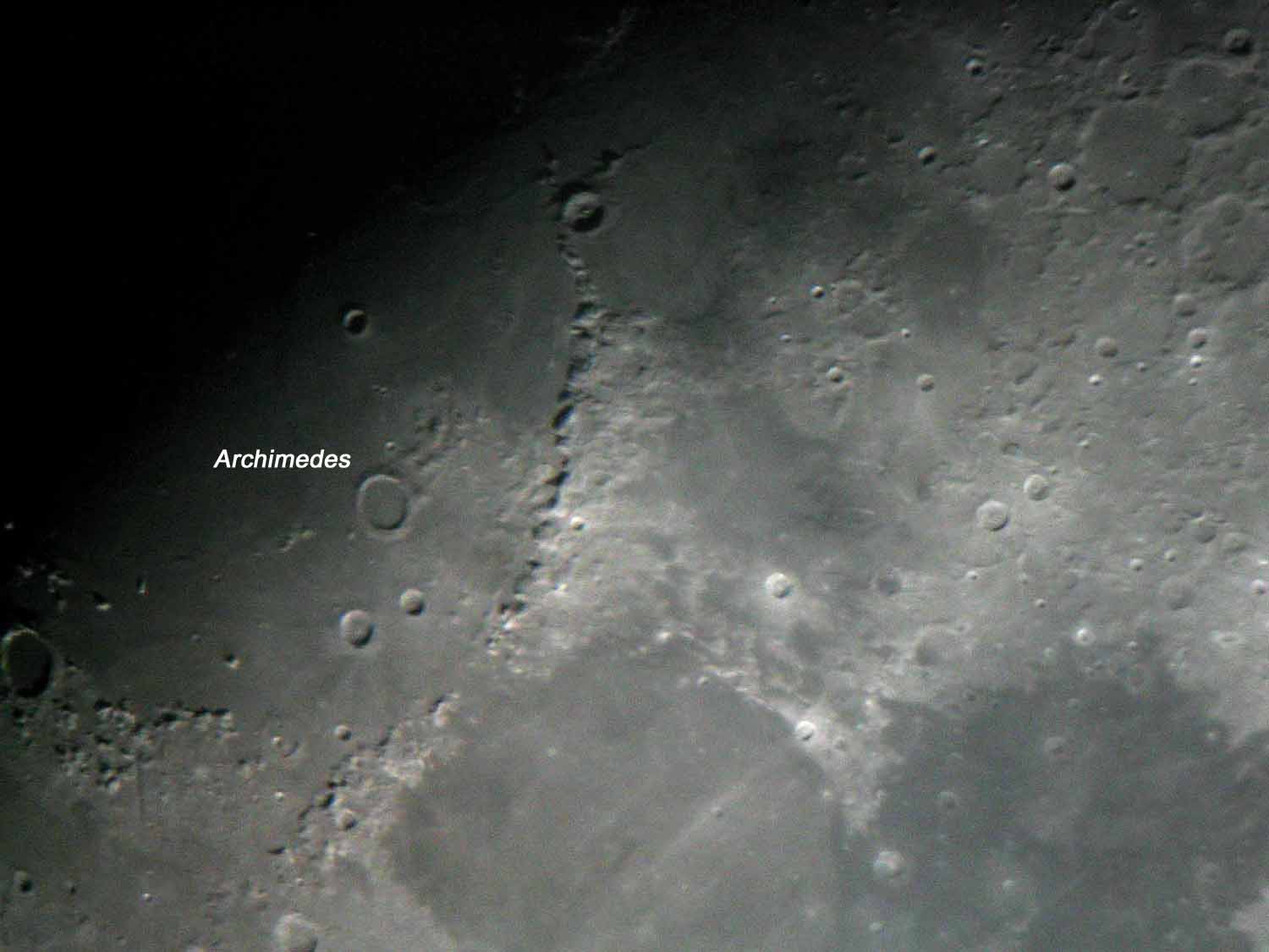 Mond-B2-02.12.03.jpg (61615 Byte)