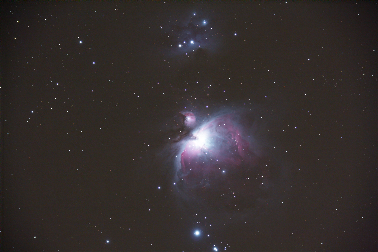 m42_100208dsstackerweb.jpg (598796 Byte)